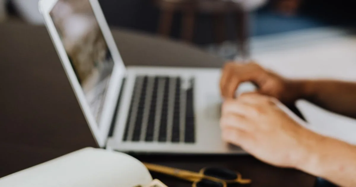 Generate beautiful videos with AI and earn 5000 + per month with ease