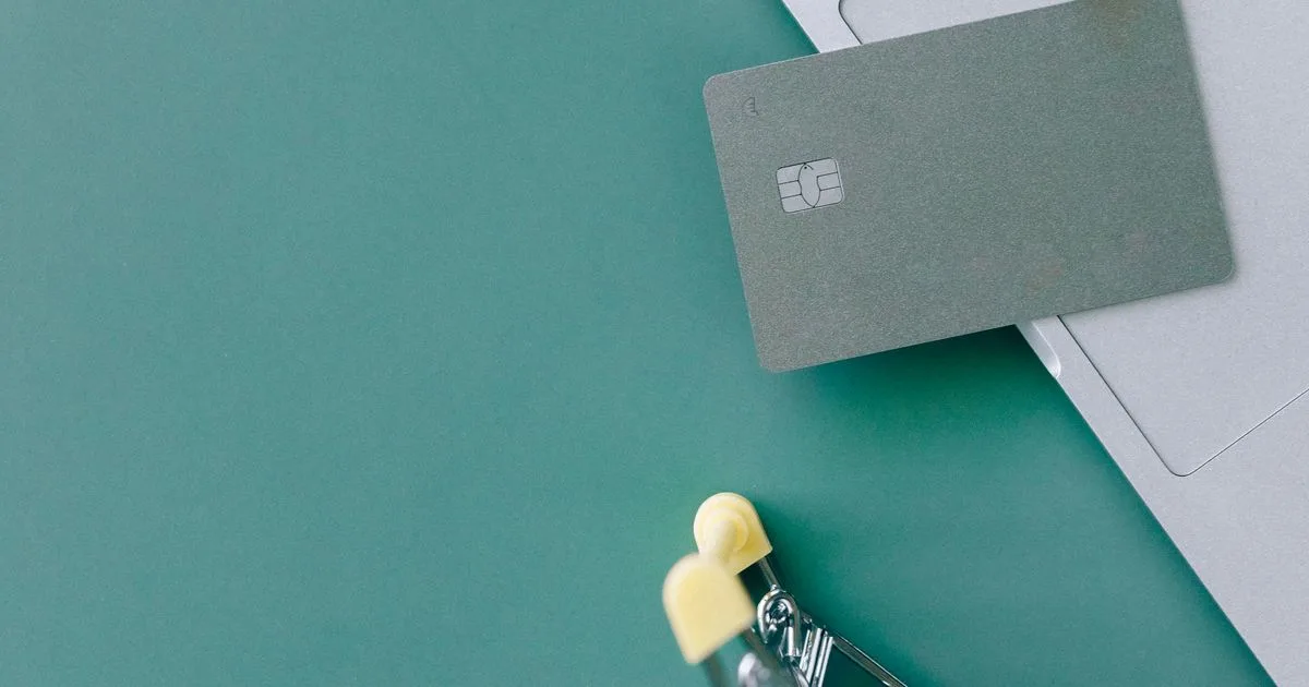 Foreign guys sell minimalist maps made by AI on e-commerce platforms for 46,000 yuan a month